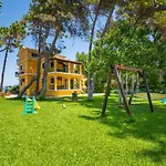 Zarkadis