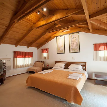 Lejlighedshotel Zarkadis 4*