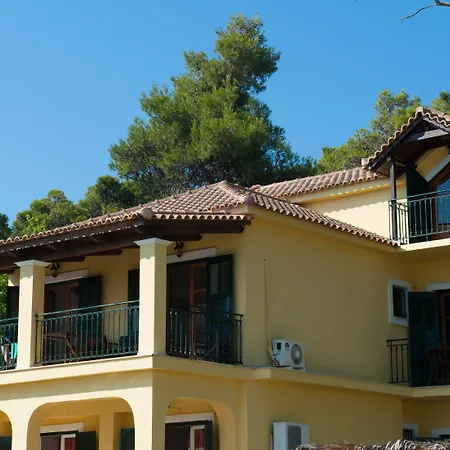 Zarkadis Lejlighedshotel 4*