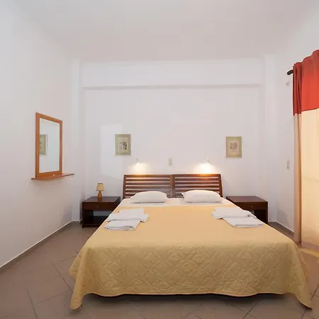 Aparthotel Zarkadis Beach