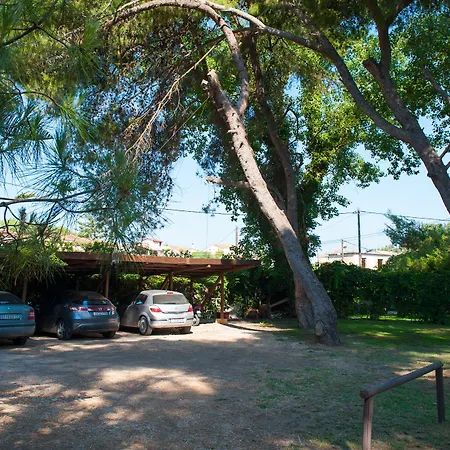 Aparthotel Zarkadis Beach