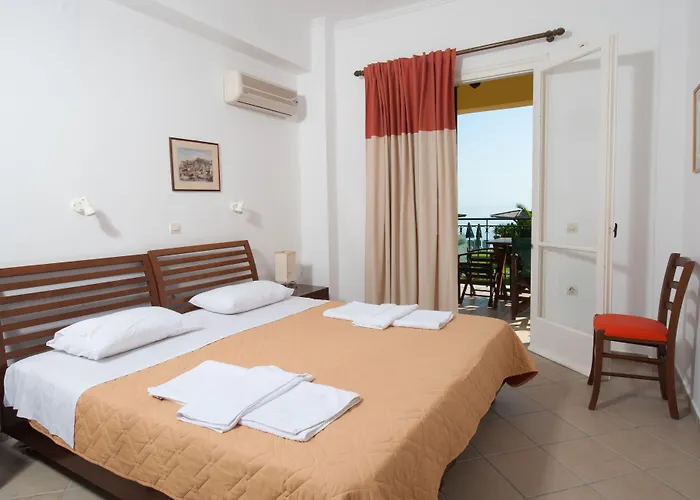 Zarkadis Apartahotel