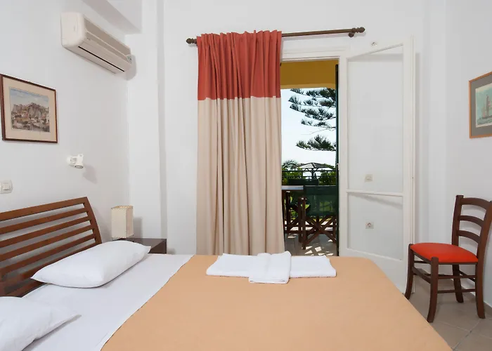 Apartahotel Zarkadis