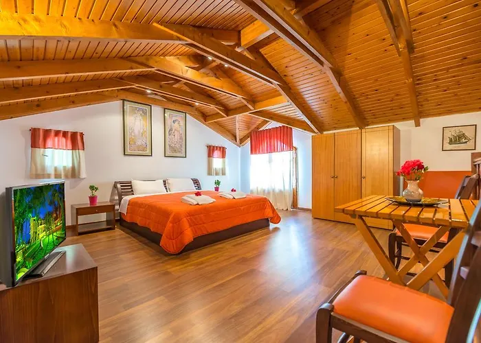 Apartahotel Zarkadis 4*