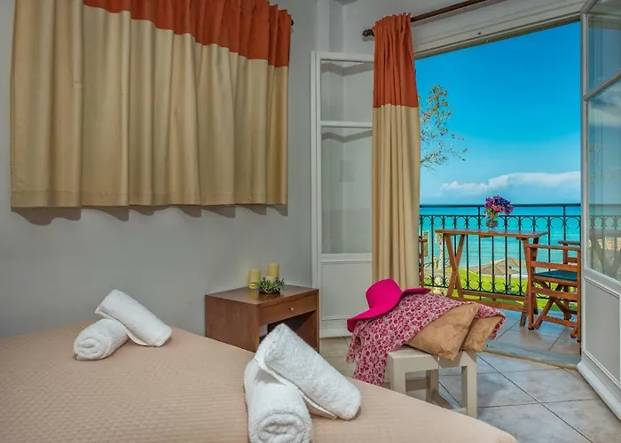 Zarkadis Apartahotel 4*
