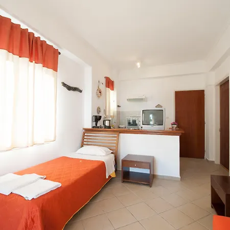 アパートホテル Zarkadis チィリヴィ